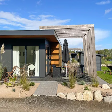 2 Bedroom Cozy In